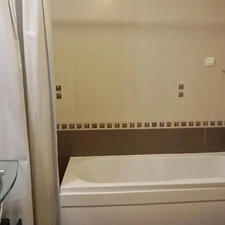 аквамарин - Aquamarine 公寓 *