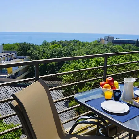 аквамарин - Aquamarine Apartament