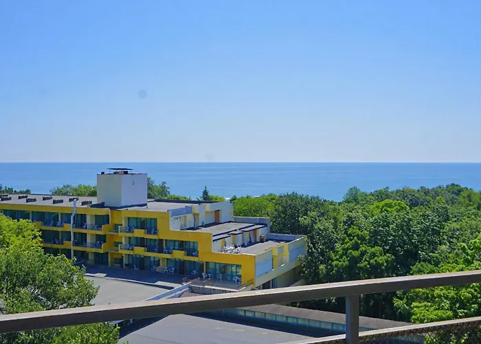 аквамарин - Aquamarine Apartment